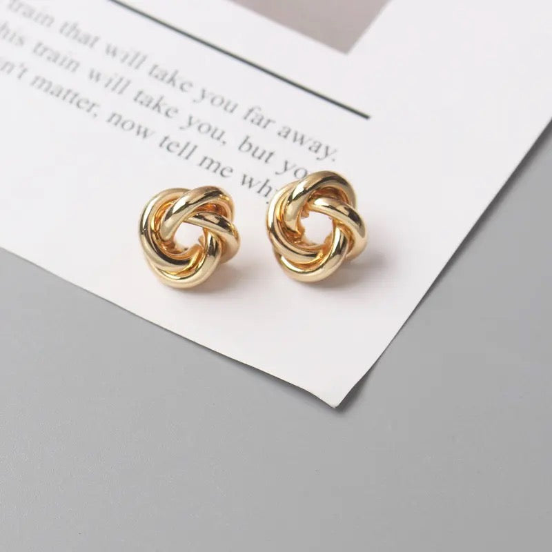 Gold Knot Earrings