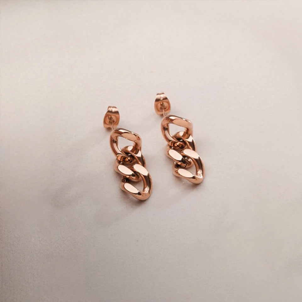 Chain Link Earrings - Gold
