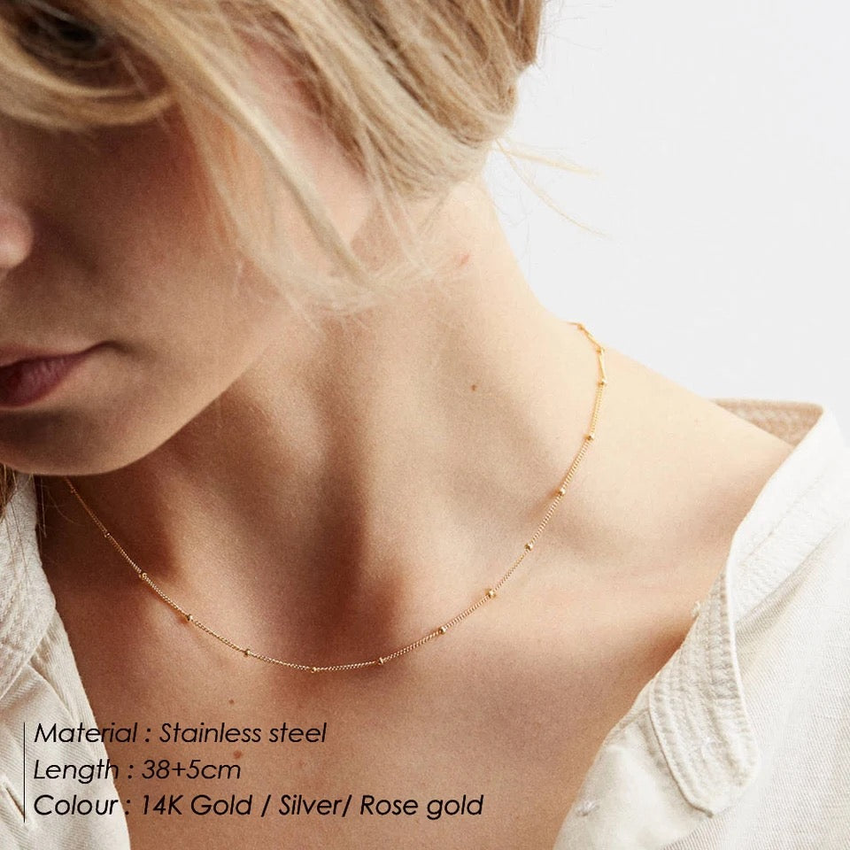 Gold Knot Necklace