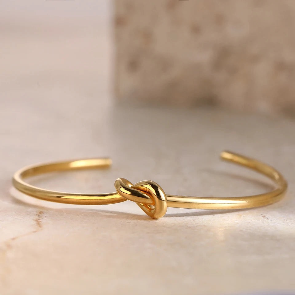 Knot Bracelet