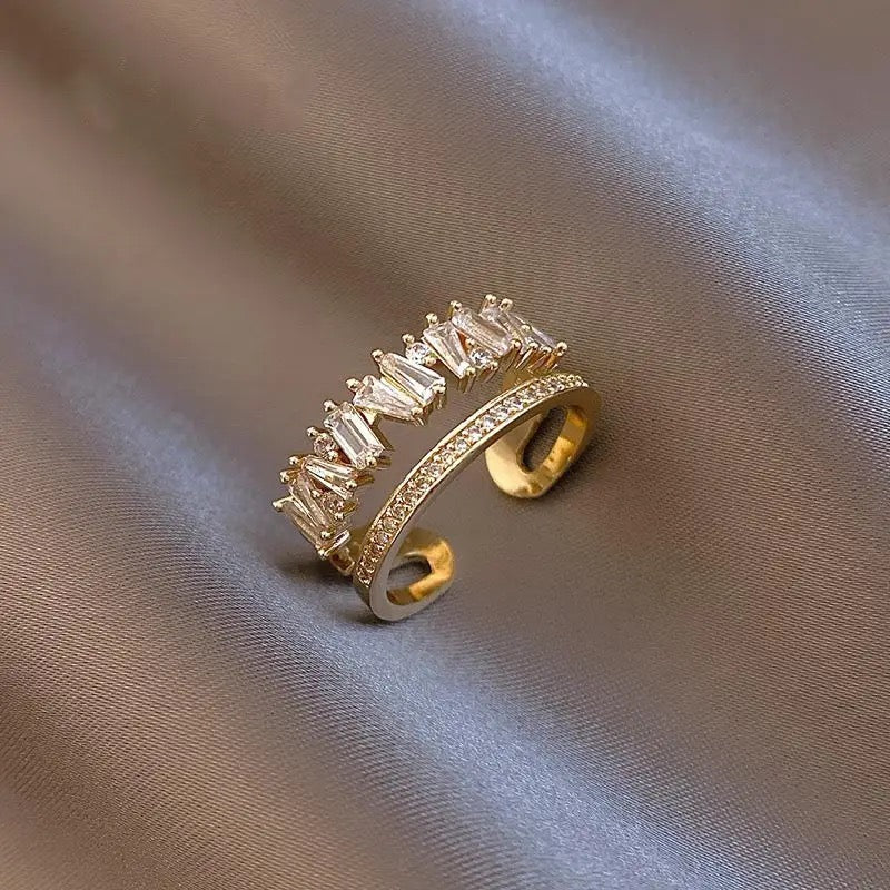 Tiara Ring - Resizable